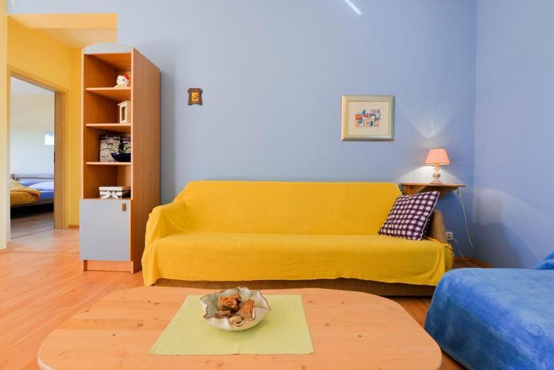 Paklina Apartments スタリグラード エクステリア 写真